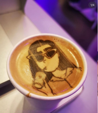 selfie coffee