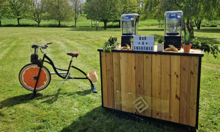 vélo smoothie & bar à smoothie, animations d'été pour vos événements d'entreprises